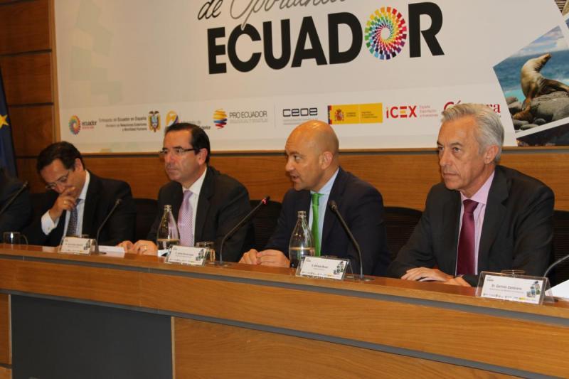 El Ministro ecuatoriano de Comercio Exterior afirma que la inversión extranjera es fundamental para impulsar la transformación productiva