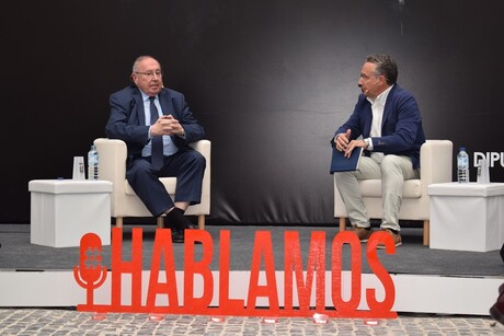 El presidente de la Cámara de España aborda el papel clave de la empresa para la transformación de la economía en un encuentro de Cámara Badajoz