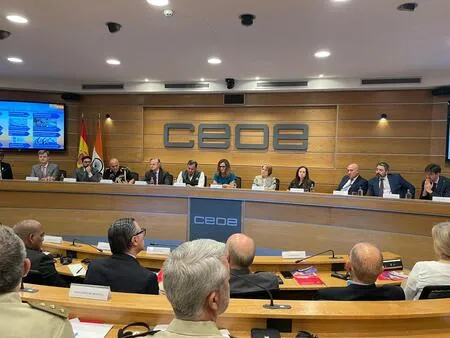 La directora general de Cámara de España participa en la jornada sobre oportunidades empresariales en la industria de defensa India 