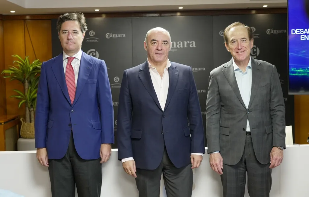 Cámara de España firma una alianza estratégica para impulsar el emprendimiento y el talento con la Cámara de Comercio de Badajoz y el Consejo Social de la Universidad de Extremadura