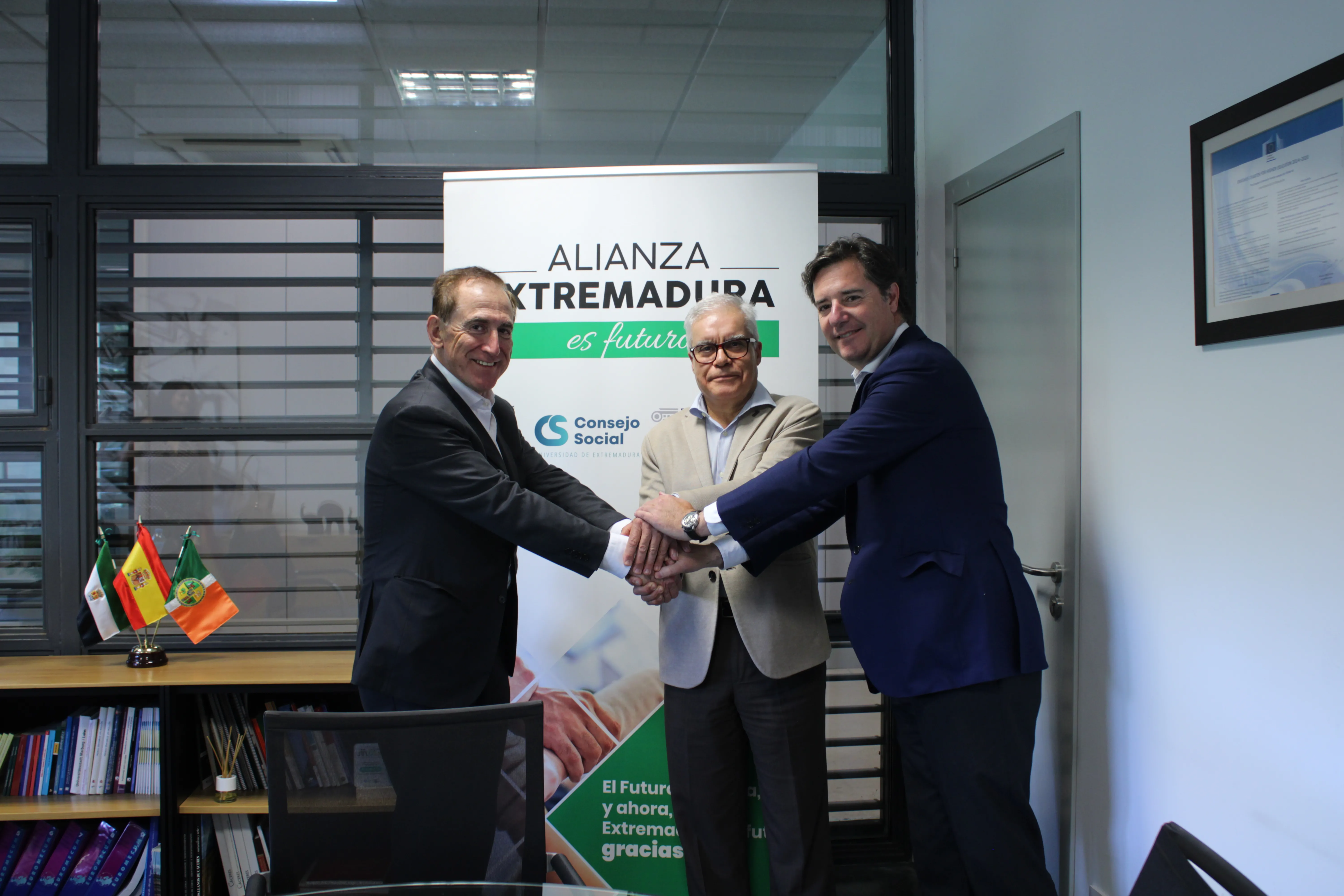 Universidad, empresa y la Cámara de Comercio de España impulsan un nuevo modelo de apoyo al emprendimiento en Extremadura