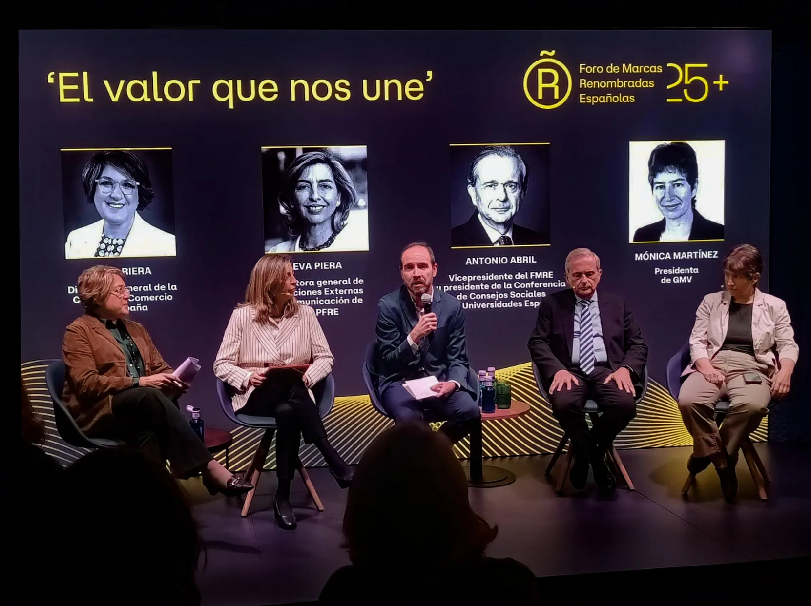Inmaculada Riera defiende una mayor colaboración público-privada ante los retos que afronta el país
