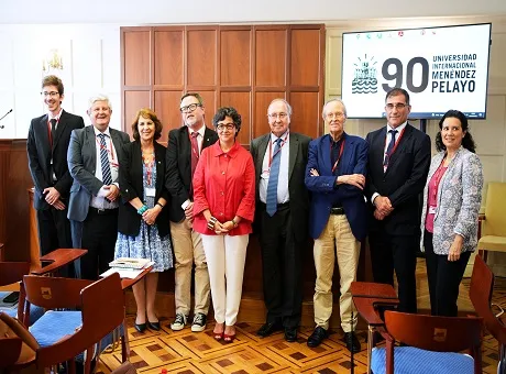 El presidente de Cámara de España inaugura el curso de verano “El mundo global en revisión"