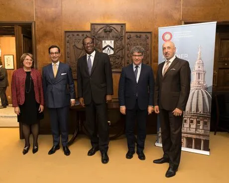 La directora general de la Cámara de España participa en la 135 Asamblea de la Cámara de España en el Reino Unido