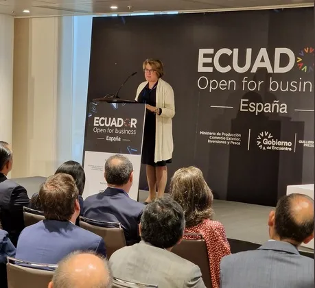 Inmaculada Riera destaca los avances de Ecuador para facilitar la inversión y el comercio 