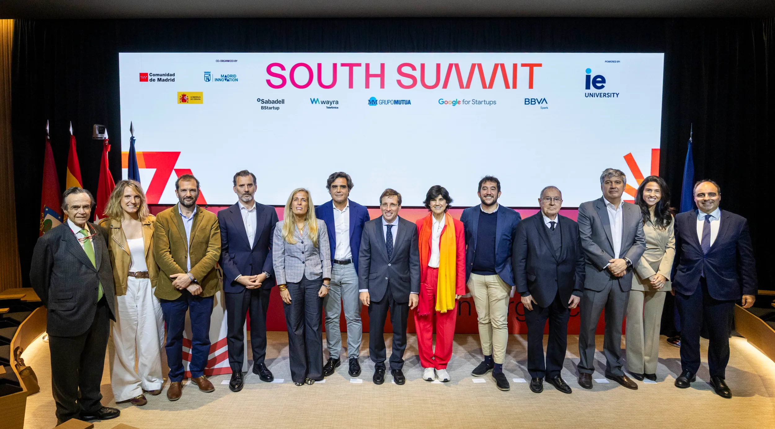 emprendedores a través de la atención de la Red de Cámaras de Comercio. En 2026 ya son 39 las Cámaras de Comercio que se han adherido al programa Impulsa Startup. Se trata de un programa de la Cámara de España cofinanciado por el Fondo Social Europeo Plus (FSE+), en el marco del Programa de Educación y Formación, Empleo y Economía Social 2021–2027.