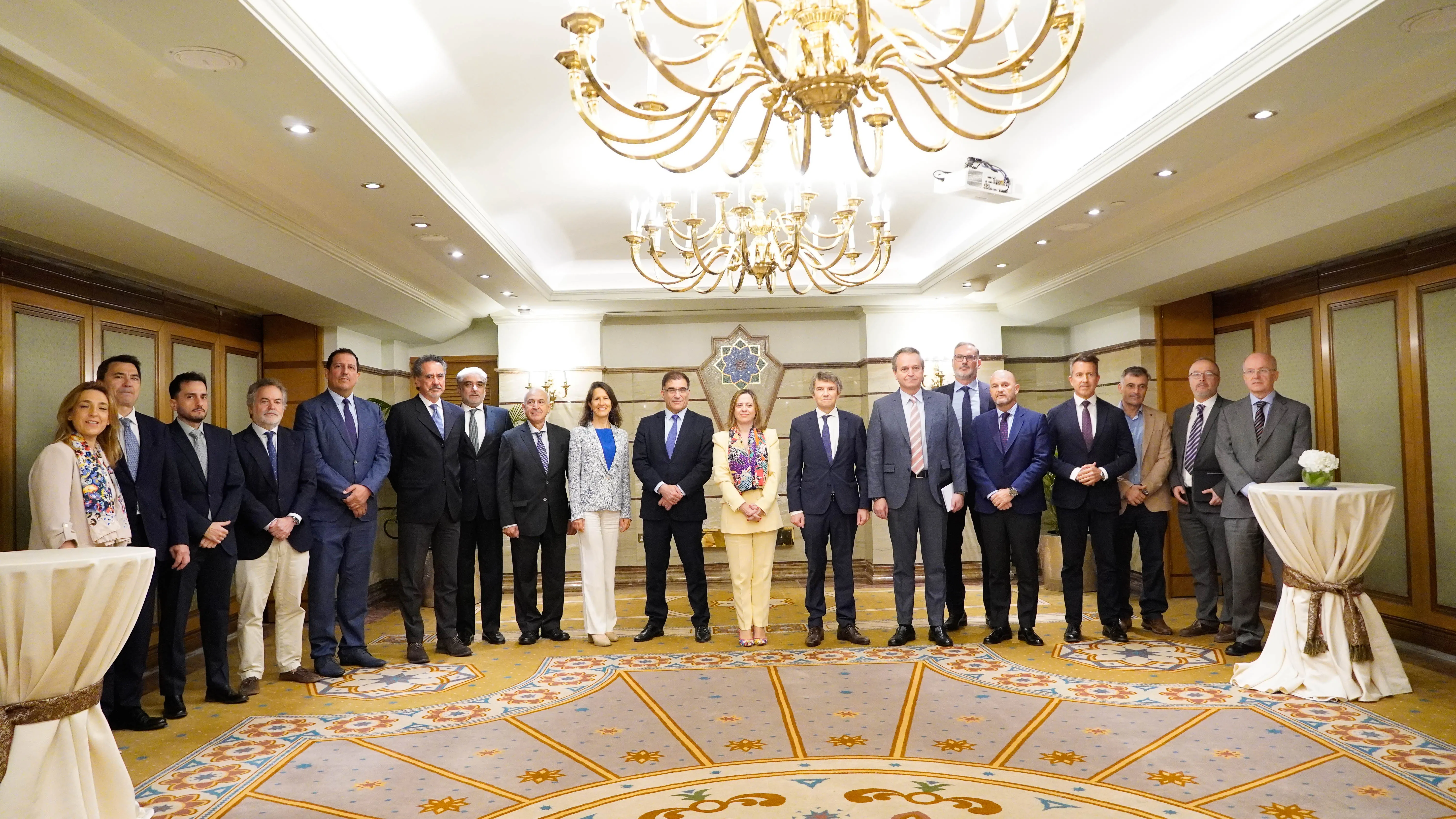Kuwait y España refuerzan sus lazos comerciales y empresariales