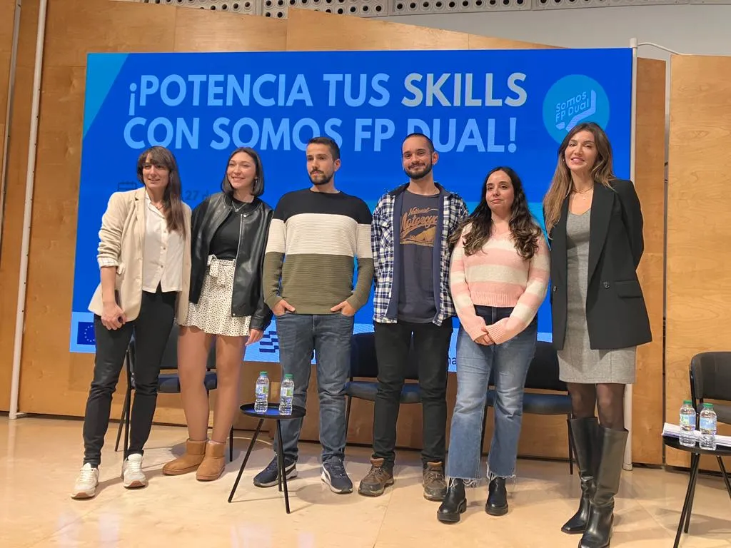 La directora de Empleo, Formación y Emprendimiento participa en “Potencia tus Skills” para alumnos de FP