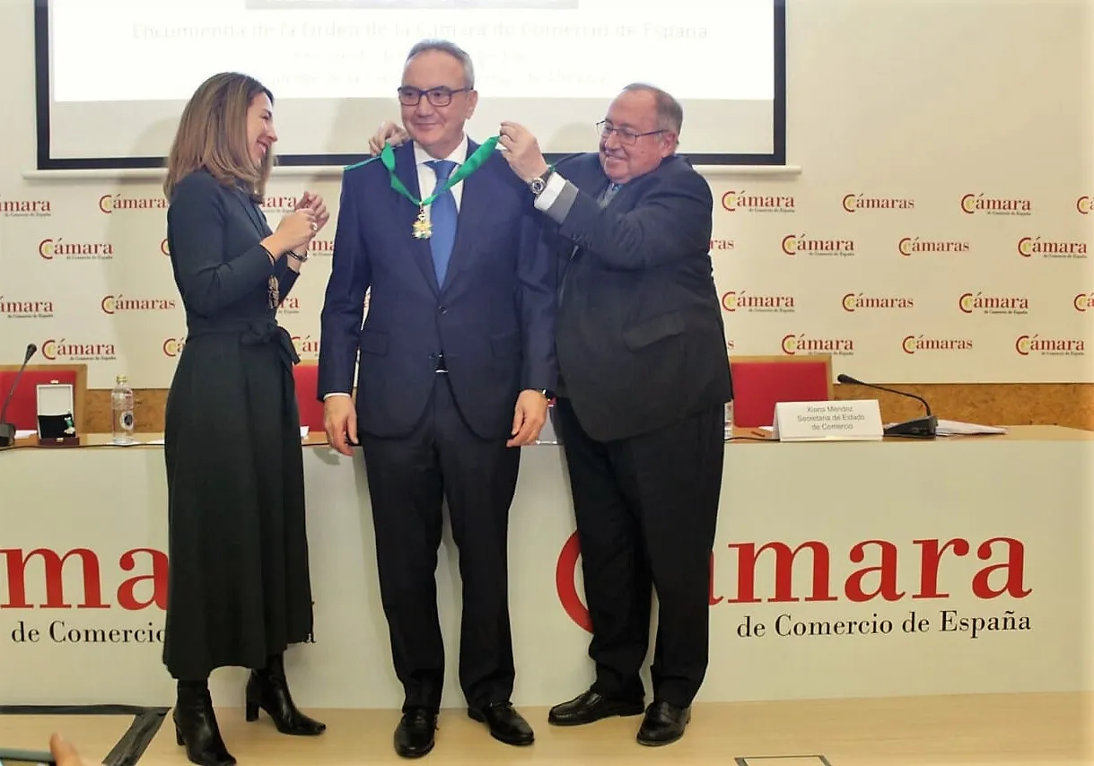 medalla_cosentino_1.jpg
