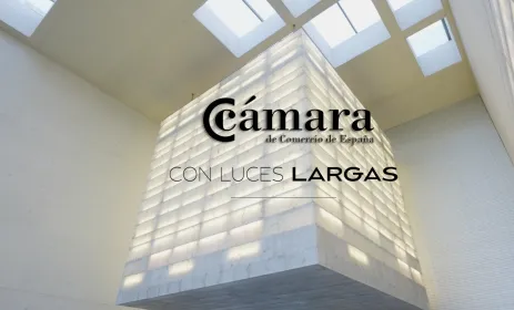 Con Luces Largas